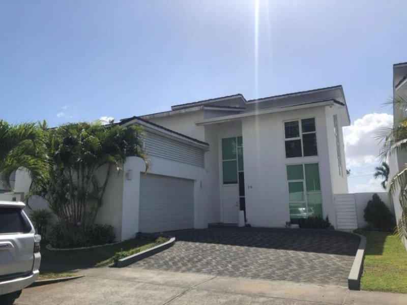 Foto Casa en Venta en ALTOS DE PANAMA, Panamá - U$D 620.000 - CAV47644 - BienesOnLine