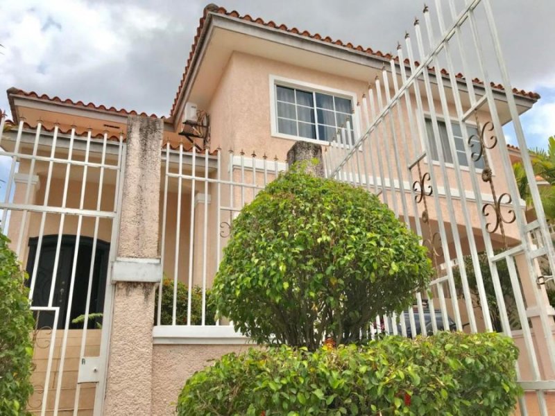 Foto Casa en Venta en ALTOS DE PANAMA, Panamá - U$D 360.000 - CAV47079 - BienesOnLine