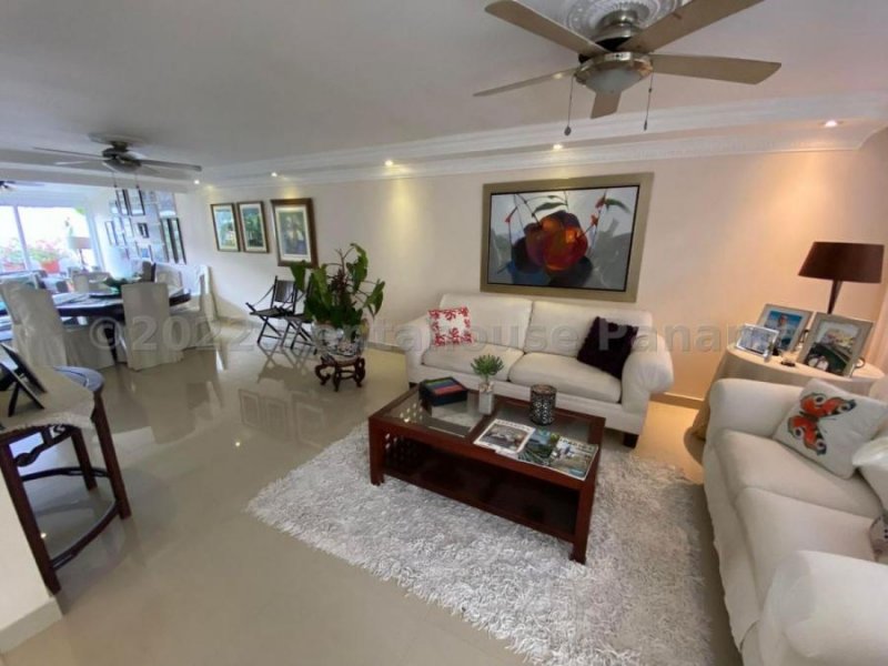 Foto Casa en Venta en ALTOS DE PANAMA, Panamá - U$D 360.000 - CAV54756 - BienesOnLine