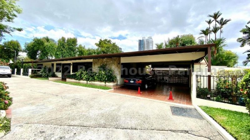 Foto Casa en Venta en ALTOS DEL GOLF, Panamá - U$D 396.000 - CAV57948 - BienesOnLine