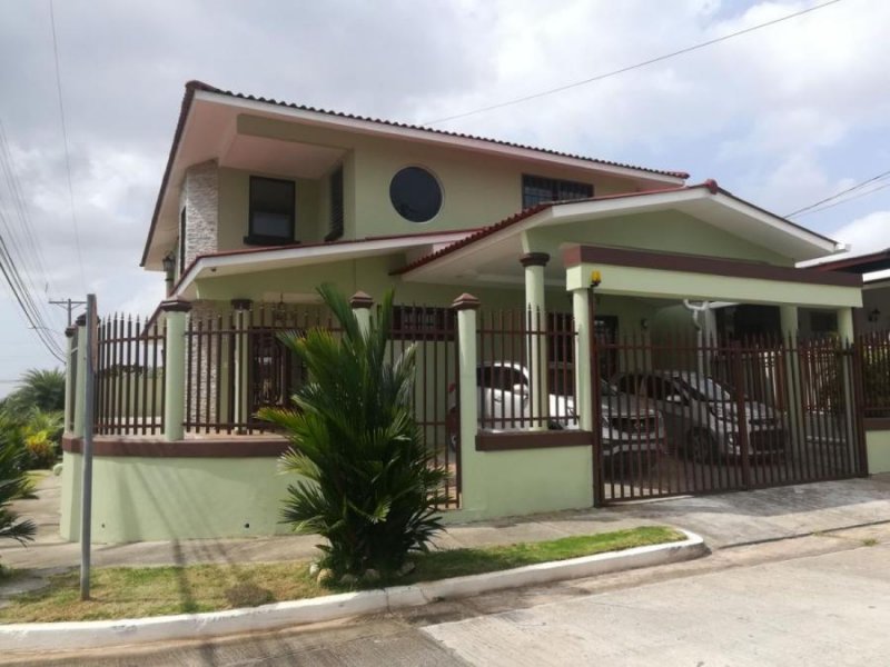 Foto Casa en Venta en BRISAS DEL GOLF, Panamá - U$D 380.000 - CAV48738 - BienesOnLine