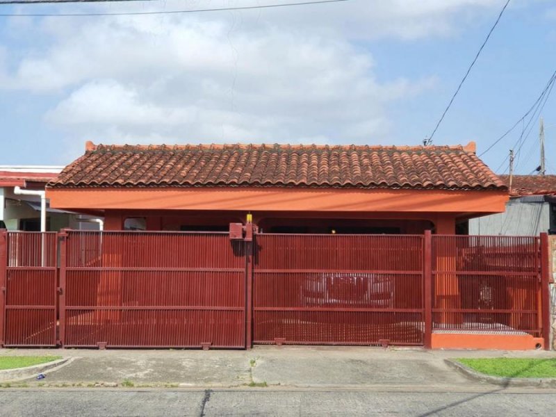 Foto Casa en Venta en CAMPO LIMBERG, Panamá - U$D 208.000 - CAV54184 - BienesOnLine