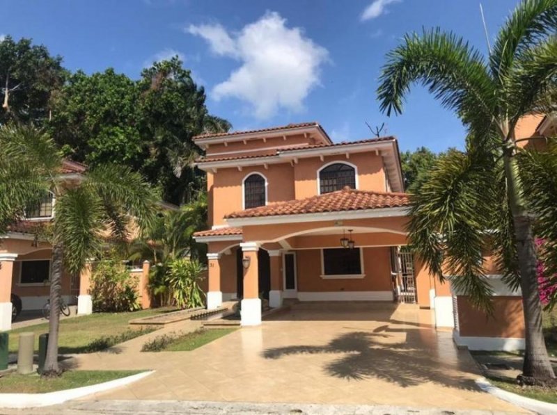 Foto Casa en Venta en CLAYTON, Panamá - U$D 675.000 - CAV52014 - BienesOnLine