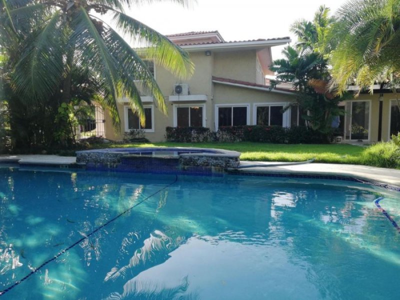 Foto Casa en Venta en COSTA DEL ESTE, Panamá - U$D 1.200.000 - CAV49688 - BienesOnLine