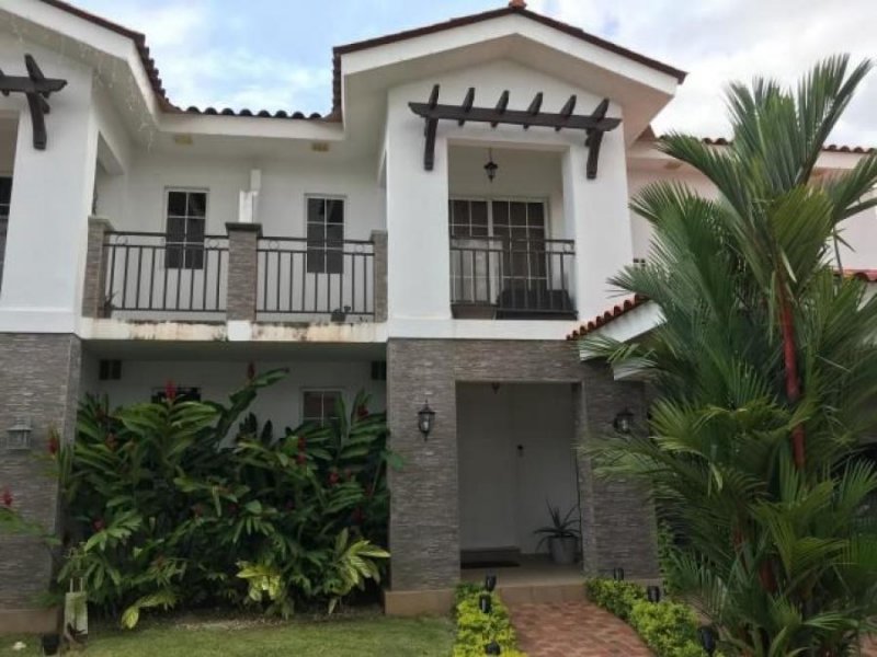 Foto Casa en Venta en VERSALLES, Panamá - U$D 385.000 - CAV33816 - BienesOnLine