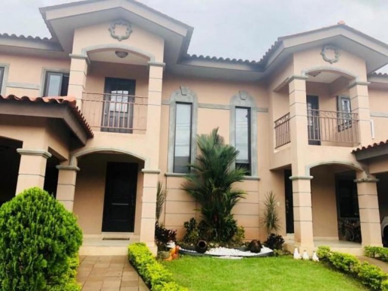 Foto Casa en Venta en VERSALLES, Panamá - U$D 350.000 - CAV33771 - BienesOnLine