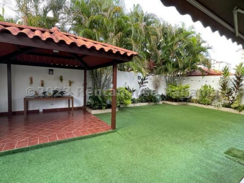 Foto Casa en Venta en Juan Díaz, Panamá - U$D 330.000 - CAV60105 - BienesOnLine