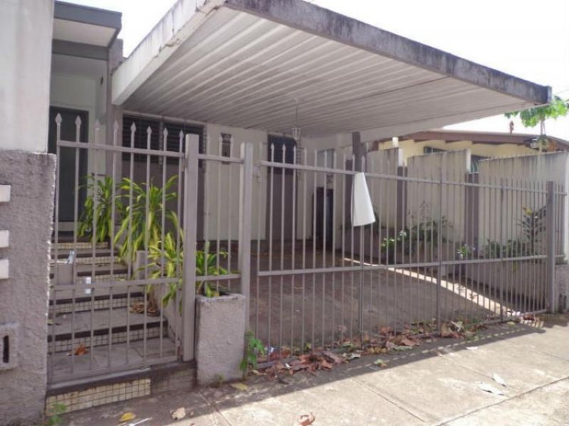 Foto Casa en Venta en Ciudad de Panamá, Panamá - U$D 1.600 - CAV13931 - BienesOnLine