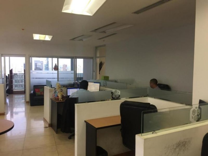 Foto Oficina en Alquiler en Obarrio, Panamá - U$D 2.200 - OFA32441 - BienesOnLine