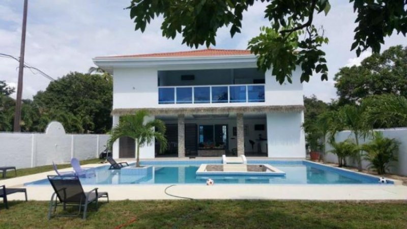 Foto Casa en Venta en CORONADO, Chame, Panamá - U$D 1.100.000 - CAV15182 - BienesOnLine