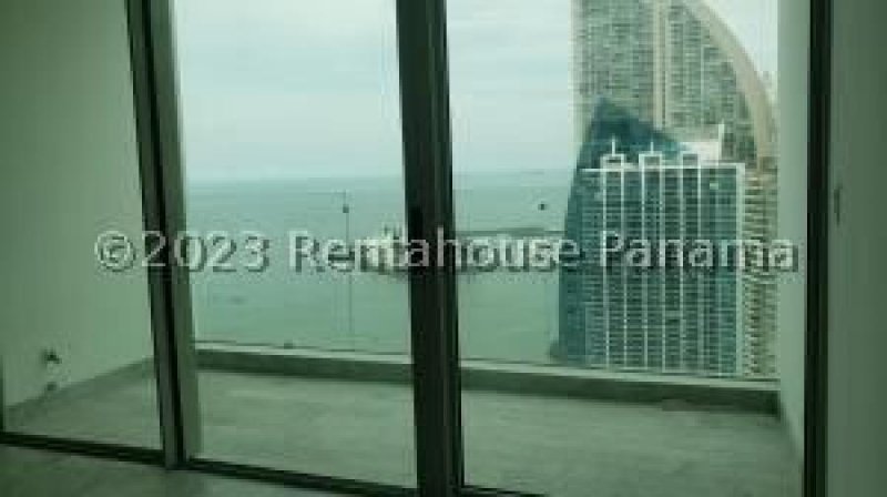 Foto Apartamento en Venta en Punta Pacifica, Ciudad de Panamá, Panamá - U$D 750.000 - APV66949 - BienesOnLine