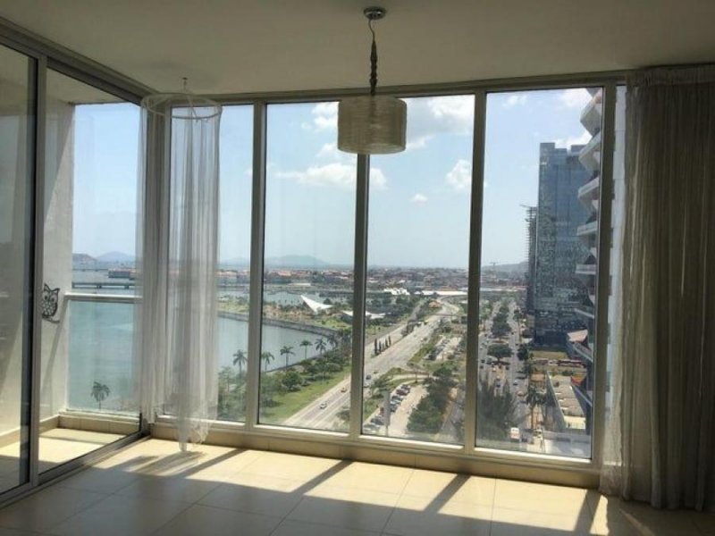 Apartamento en Alquiler en Avenida Balboa Ciudad de Panamá, Panamá