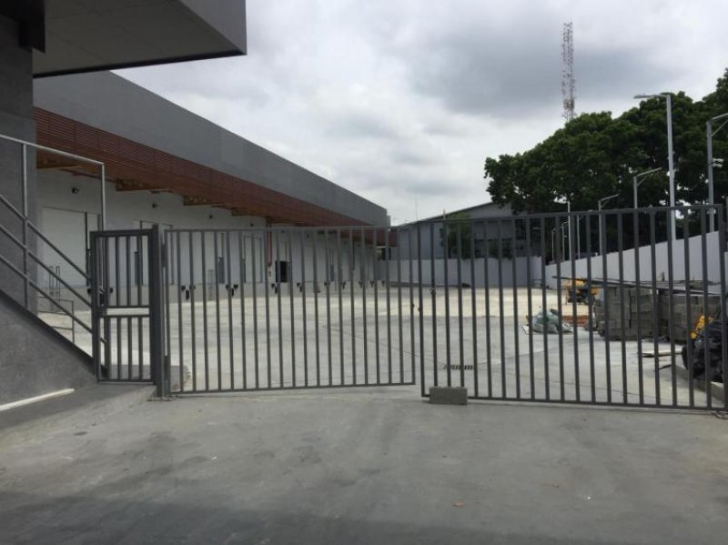 Foto Galera en Alquiler en Juan Diaz, juan diaz, Panamá - U$D 3.440 - GAA25925 - BienesOnLine