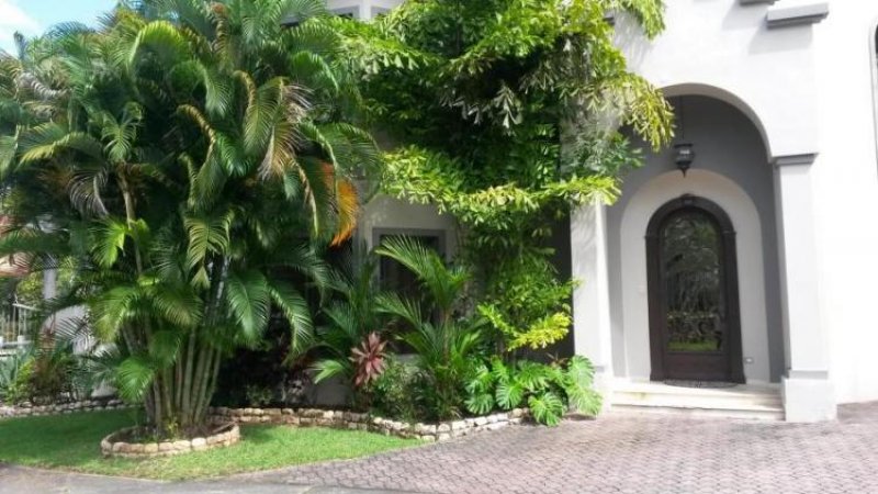 Foto Casa en Alquiler en costa del este, Panamá - U$D 5.500 - CAA17446 - BienesOnLine