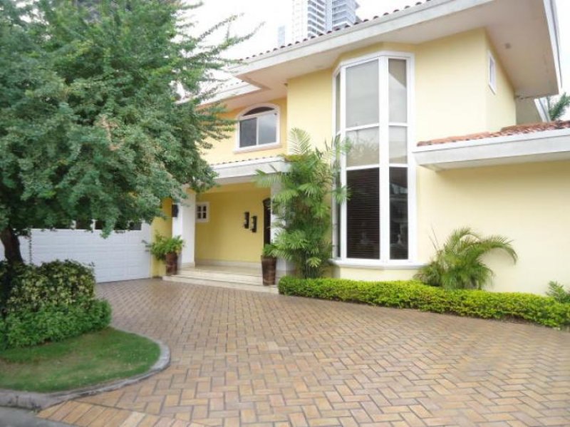 Foto Casa en Venta en costa del este, Panamá - U$D 1.200.000 - CAV21609 - BienesOnLine