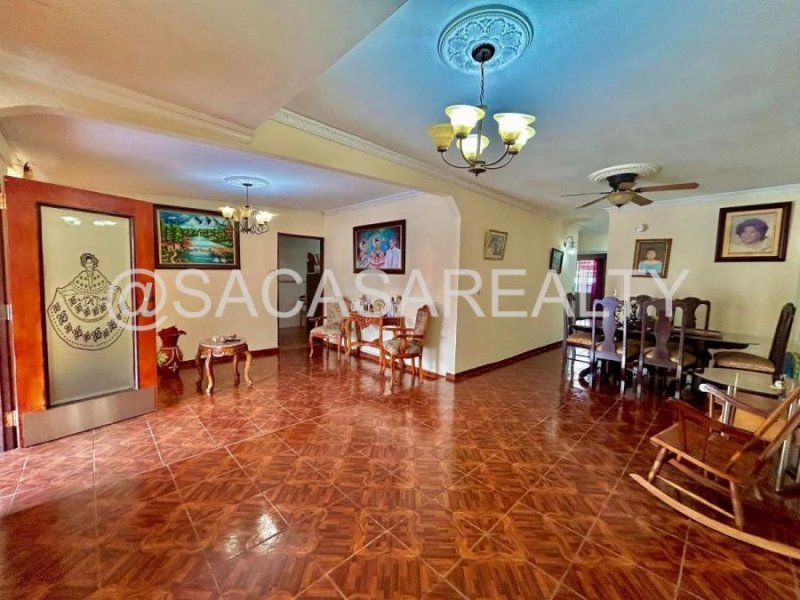 Foto Casa en Venta en Las Cumbrecitas, Las Cumbres, Panamá - U$D 110.000 - CAV72378 - BienesOnLine