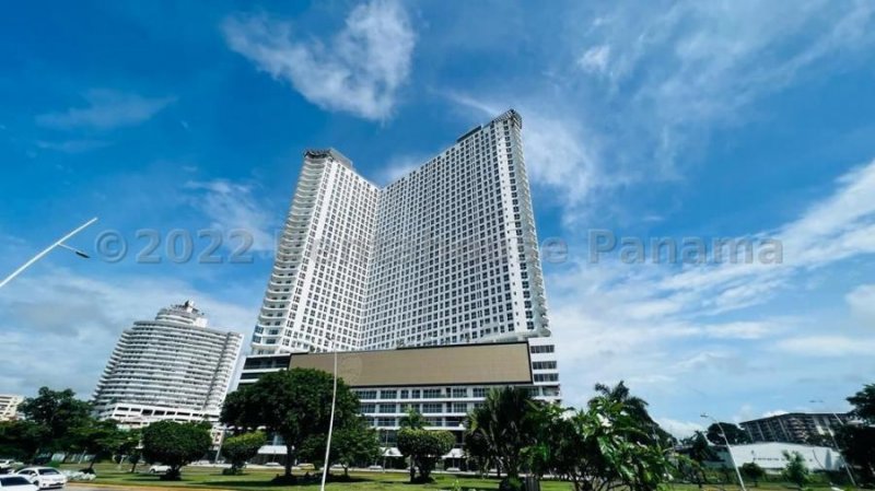 Foto Local en Alquiler en AV BALBOA, Panamá - U$D 2.574 - LOA54902 - BienesOnLine