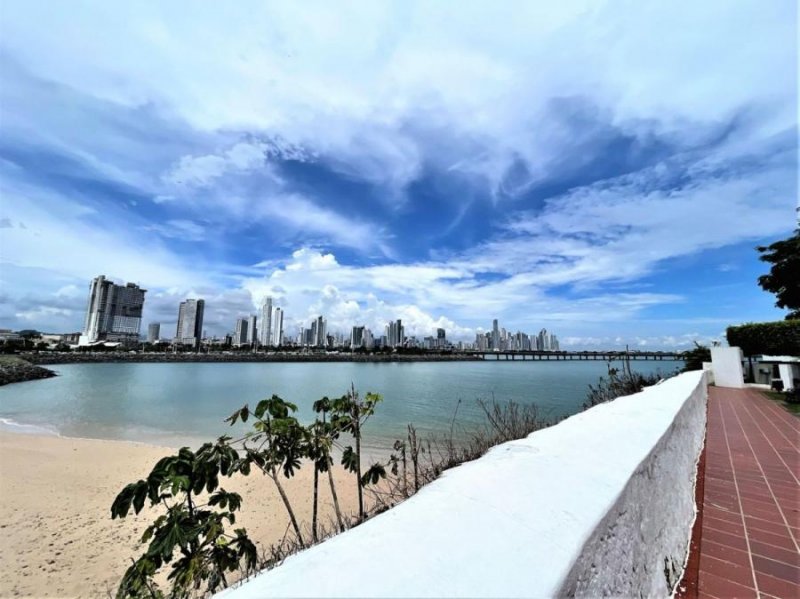 Foto Local en Alquiler en CASCO ANTIGUO, Panamá - U$D 3.500 - LOA49084 - BienesOnLine