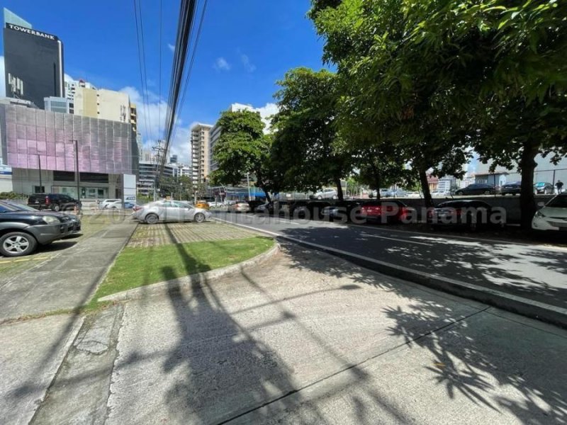 Foto Local en Alquiler en OBARRIO, Panamá - U$D 1.800 - LOA59787 - BienesOnLine