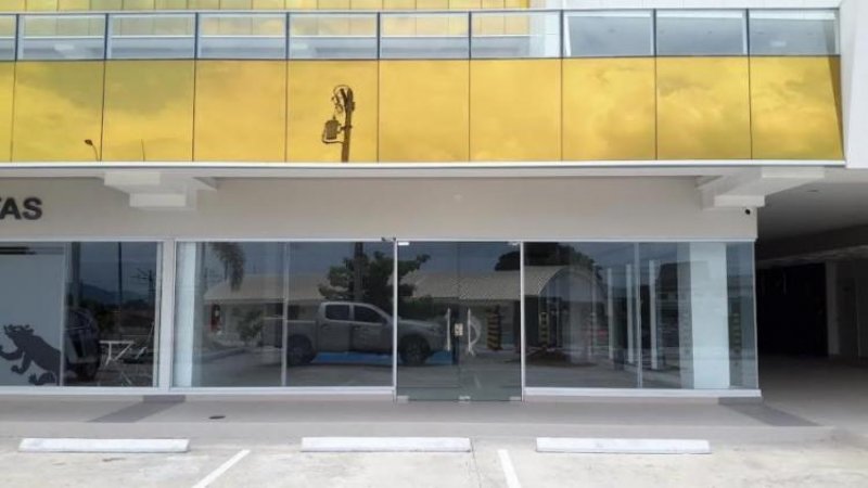 Foto Local en Alquiler en Ancón, Panamá - U$D 1.600 - LOA24720 - BienesOnLine