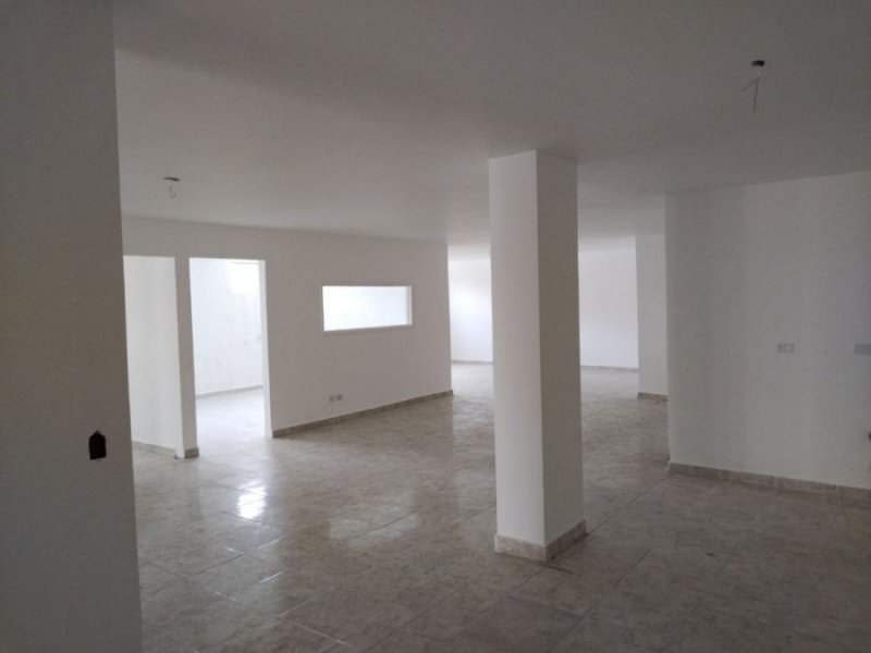 Local en Alquiler - Obarrio - 300 m2 - $2,500 llamar al +507 6904-6791 