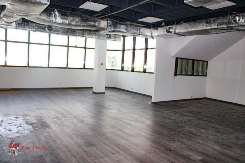 Foto Oficina en Alquiler en AVENIDA BALBOA, Panamá - U$D 3.000 - OFA43088 - BienesOnLine