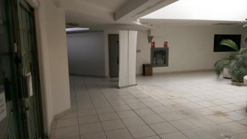 Foto Oficina en Alquiler en BALBOA, Panamá - U$D 2.400 - OFA32075 - BienesOnLine