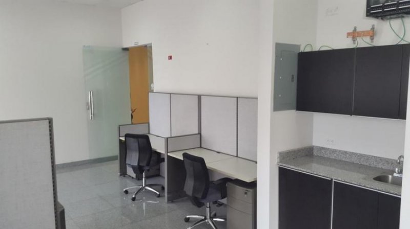 Foto Oficina en Alquiler en BELLA VISTA, Panamá - U$D 1.500 - OFA52726 - BienesOnLine