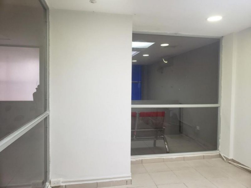 Foto Oficina en Alquiler en OBARRIO, Panamá - U$D 1.500 - OFA64827 - BienesOnLine