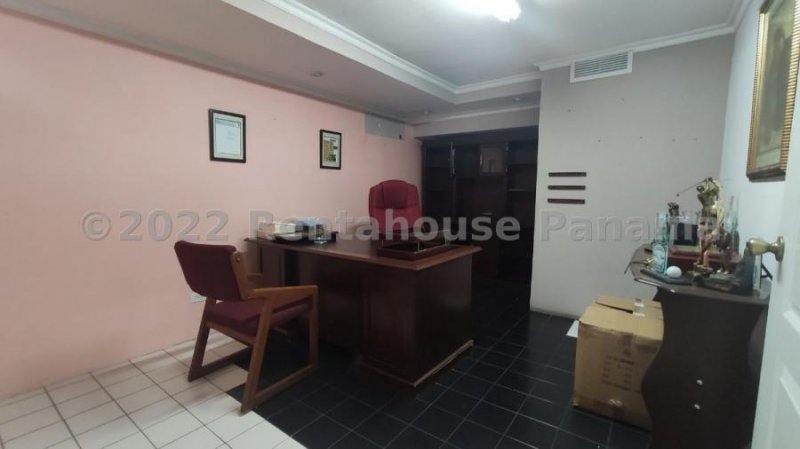 Foto Oficina en Alquiler en VISTA HERMOSA, Panamá - U$D 1.200 - OFA65110 - BienesOnLine