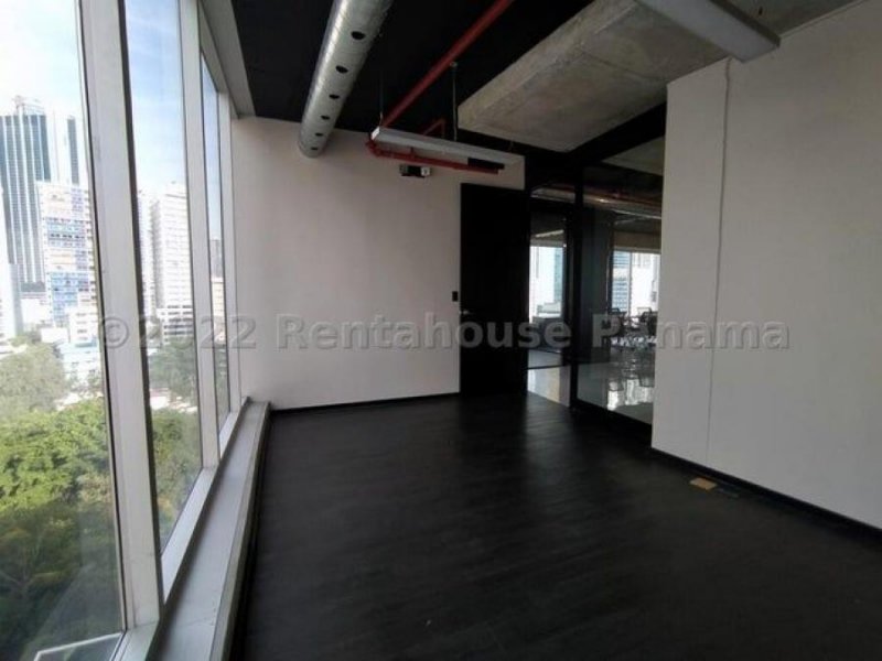 Foto Oficina en Alquiler en Obarrio, Ciudad de Panamá, Panamá - U$D 2.600 - OFA72529 - BienesOnLine