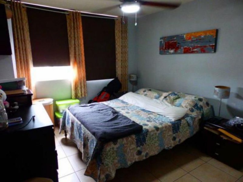 Foto Apartamento en Alquiler en 12 DE OCTUBRE, Ciudad de Panamá, Panamá - U$D 1.200 - APA14990 - BienesOnLine