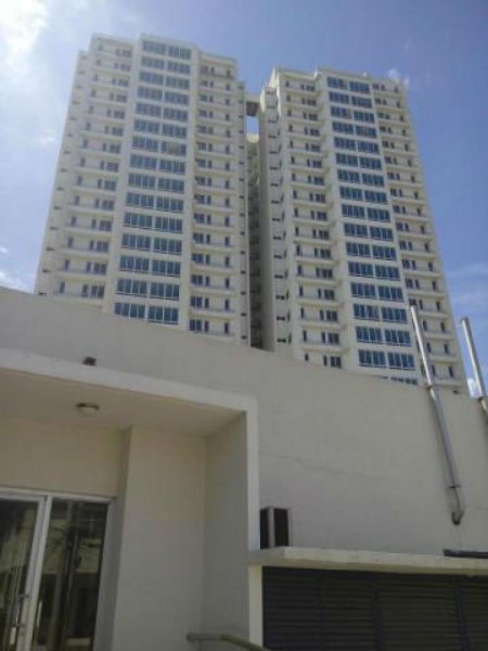 Foto Apartamento en Alquiler en El Ingenio, Ciudad de Panamá, Panamá - U$D 1.300 - APA14097 - BienesOnLine