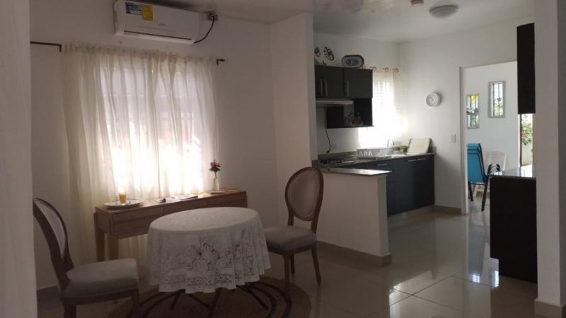 Foto Casa en Alquiler en Residencial Isabella, Herrera - U$D 650 - CAA62138 - BienesOnLine