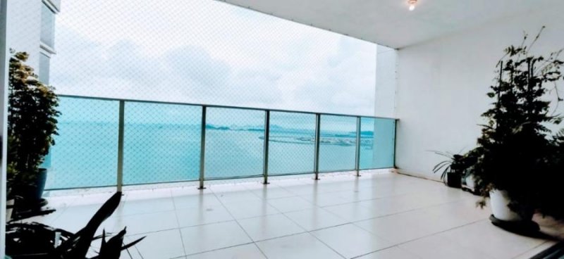 Apartamento en Venta en Bella Vista Ciudad de Panamá, Panamá