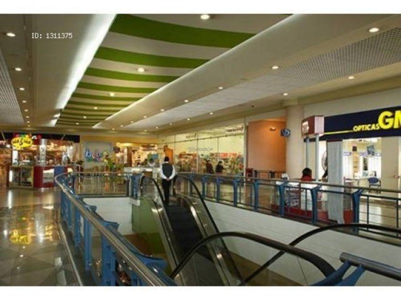 Se Vende Local comercial Los Andes Mall JLH