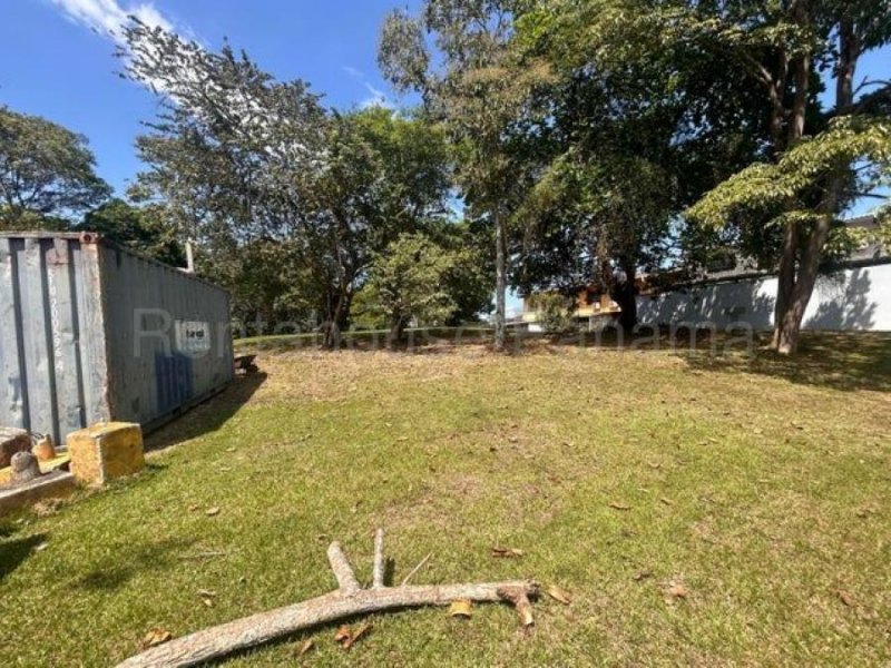 Terreno en Venta en Las Cumbres Ciudad de Panamá, Panamá