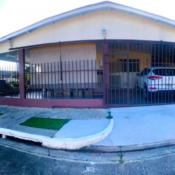 Casa en Venta en San Antonio José Domingo Espinar, Panamá