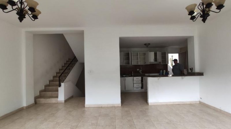 Foto Casa en Venta en Ciudad de Panamá, Panamá - U$D 274.999 - CAV73795 - BienesOnLine