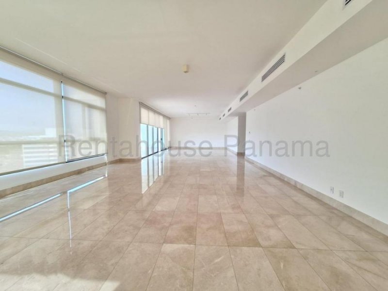 Foto Apartamento en Venta en Ciudad de Panamá, Panamá - U$D 980.000 - APV77359 - BienesOnLine