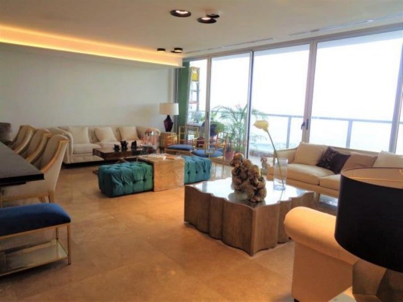 Foto Apartamento en Venta en Punta Pacifica, Ciudad de Panamá, Panamá - U$D 690.000 - APV72907 - BienesOnLine