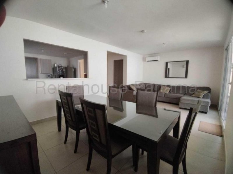 Foto Casa en Venta en Ciudad de Panamá, Panamá - U$D 450.000 - CAV76548 - BienesOnLine