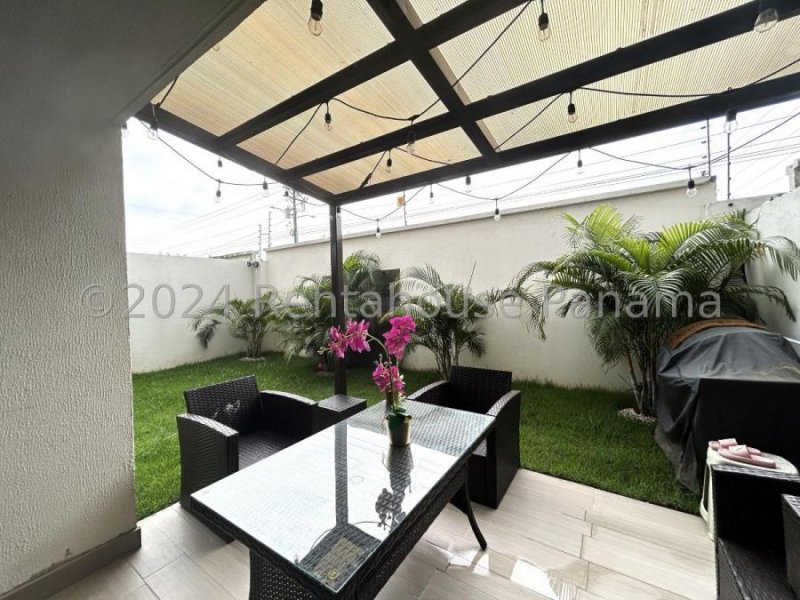 Venta Casa de 292.23 Mts en Costa Sur