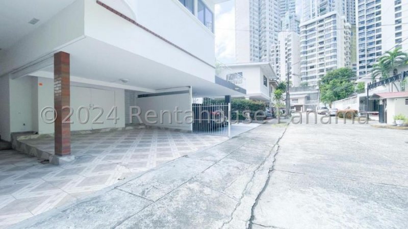 Venta Casa de 434 Mts en Paitilla