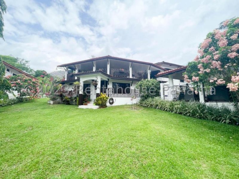 Foto Casa en Venta en Ciudad de Panamá, Panamá - U$D 425.000 - CAV77009 - BienesOnLine