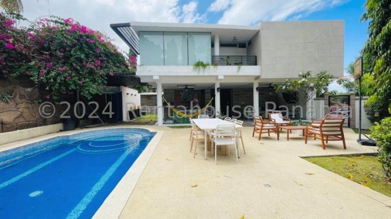 Foto Casa en Venta en Ciudad de Panamá, Panamá - U$D 650.000 - CAV75842 - BienesOnLine