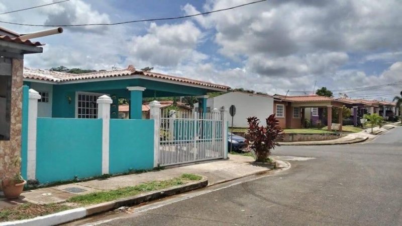 Venta casa en Chorrera 21-9906 VCA