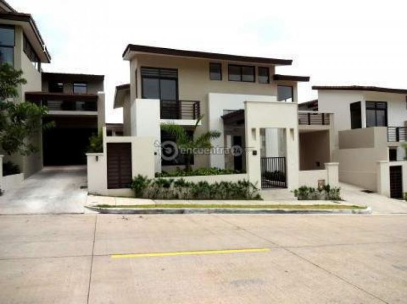 Foto Casa en Venta en Ciudad de Panamá, Panamá - U$D 840 - CAV2738 - BienesOnLine