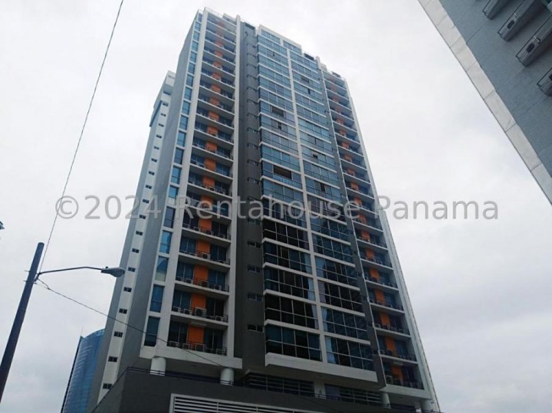 Venta de Apartamento de 135m2 en PH Costa View, Costa del Este 25-2575