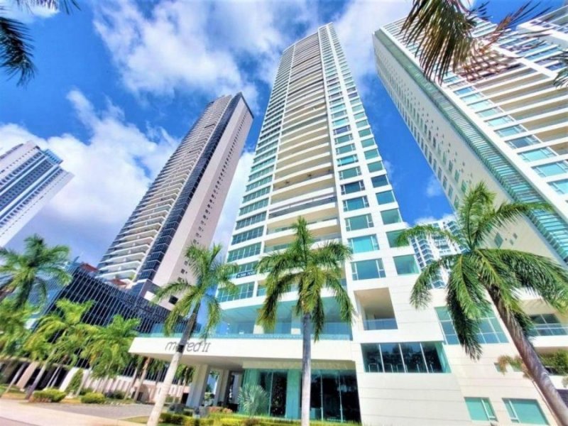 Venta de Apartamento de 718 m2 en PH Marea 2, Costa del Este 25-7248